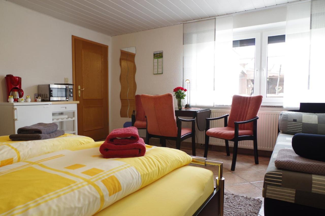 Gaestehaus Gaens - Ferienzimmer Schirgiswalde-Kirschau Bagian luar foto