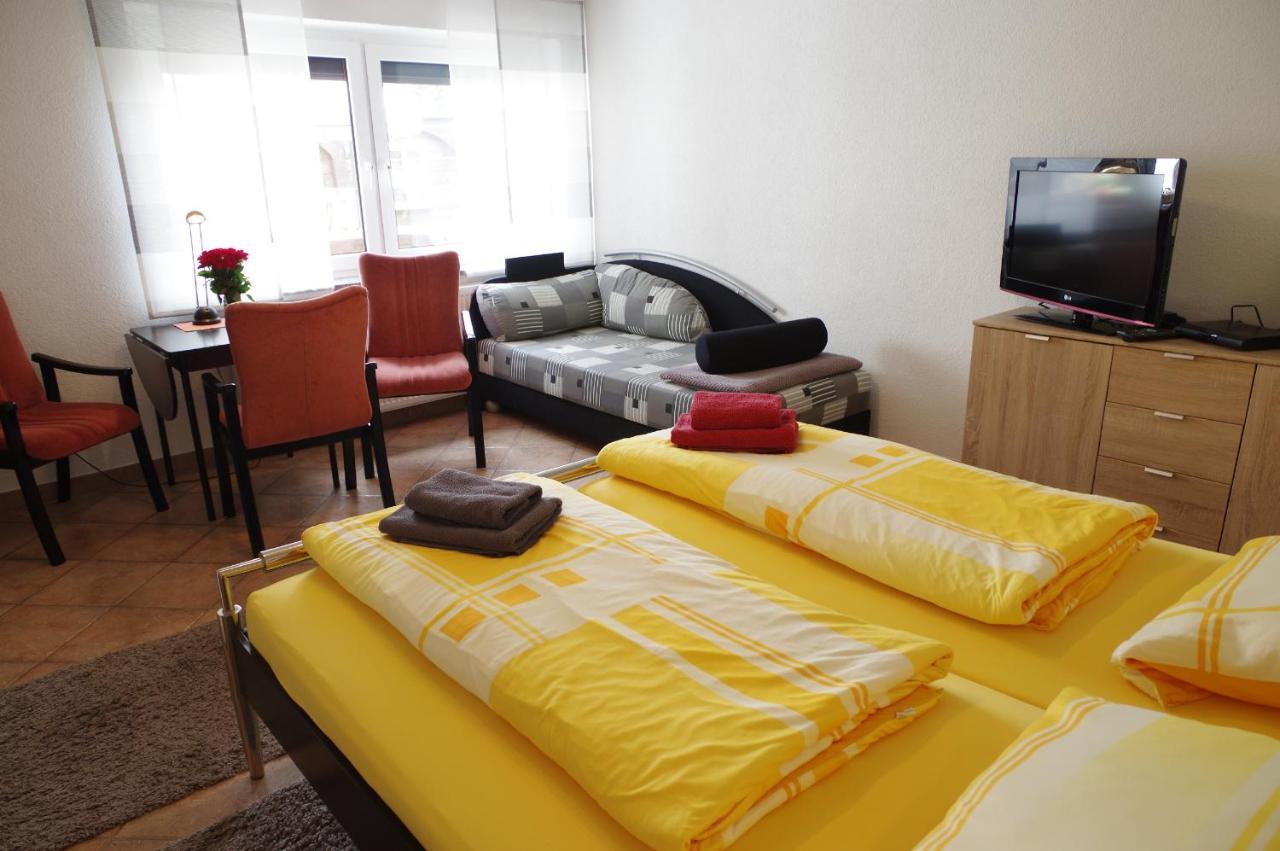 Gaestehaus Gaens - Ferienzimmer Schirgiswalde-Kirschau Bagian luar foto