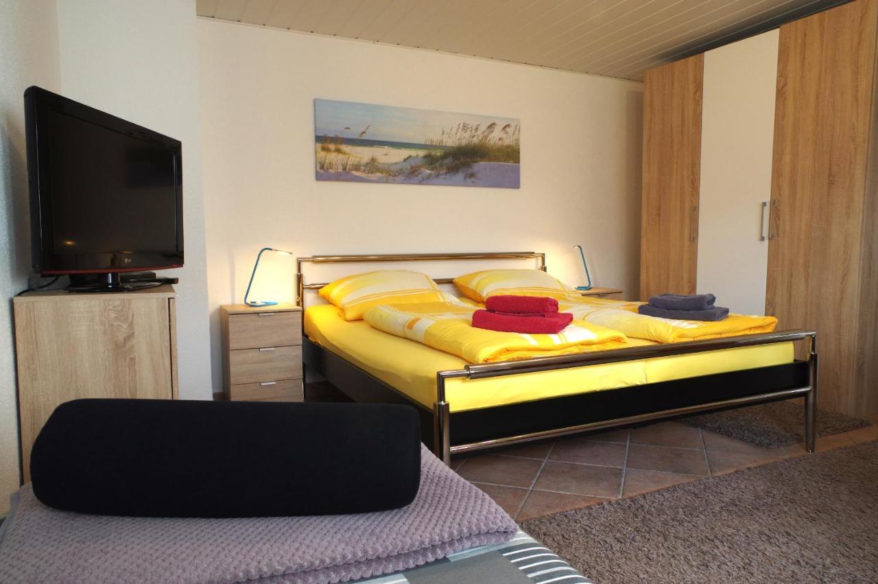 Gaestehaus Gaens - Ferienzimmer Schirgiswalde-Kirschau Bagian luar foto